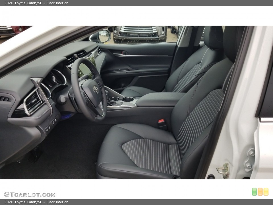 Black Interior Photo for the 2020 Toyota Camry SE #135533736
