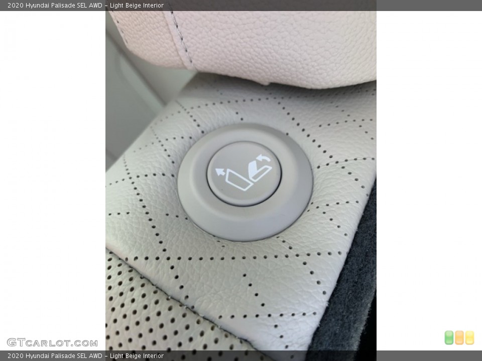 Light Beige Interior Controls for the 2020 Hyundai Palisade SEL AWD #135549512