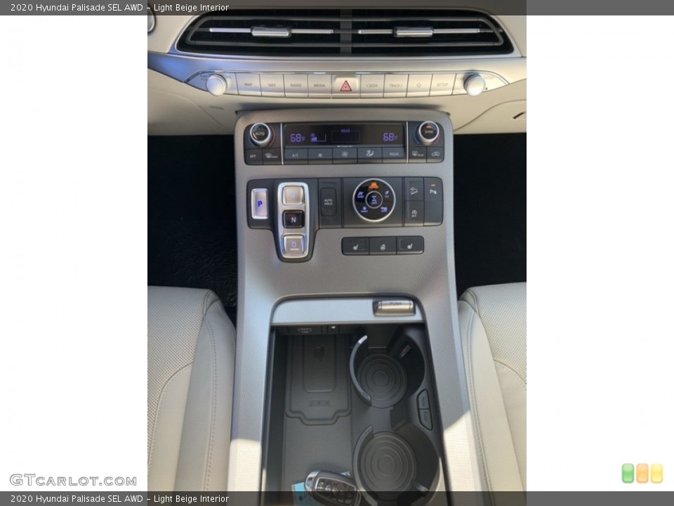 Light Beige Interior Controls for the 2020 Hyundai Palisade SEL AWD #135549893