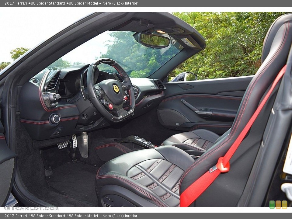 Nero (Black) Interior Photo for the 2017 Ferrari 488 Spider  #135550040