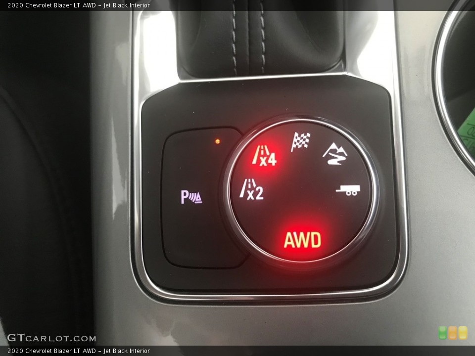 Jet Black Interior Controls for the 2020 Chevrolet Blazer LT AWD #135571594