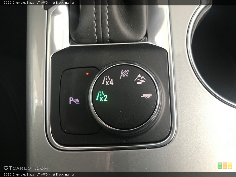 Jet Black Interior Controls for the 2020 Chevrolet Blazer LT AWD #135572011