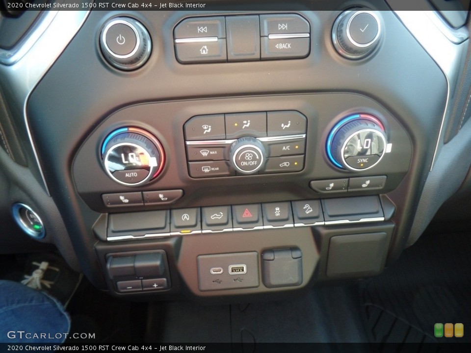Jet Black Interior Controls for the 2020 Chevrolet Silverado 1500 RST Crew Cab 4x4 #135578146