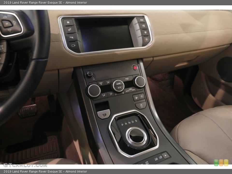 Almond Interior Controls for the 2019 Land Rover Range Rover Evoque SE #135579514