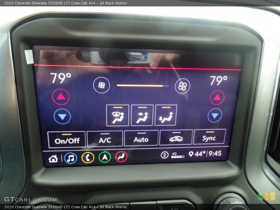 Jet Black Interior Controls for the 2020 Chevrolet Silverado 3500HD LTZ Crew Cab 4x4 #135579988