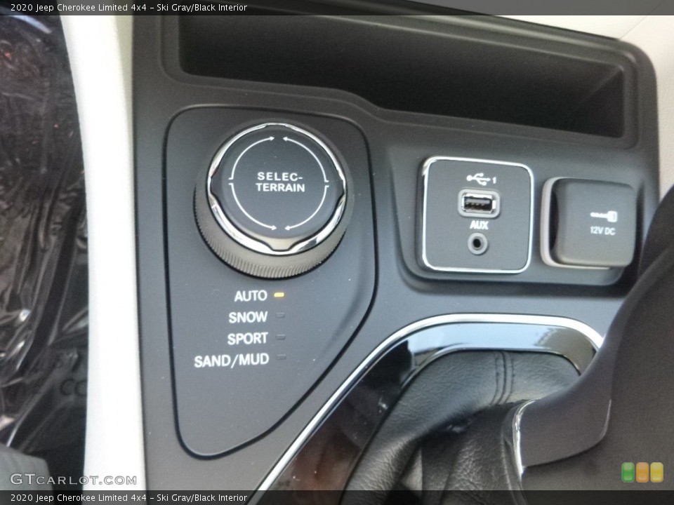 Ski Gray/Black Interior Controls for the 2020 Jeep Cherokee Limited 4x4 #135587542