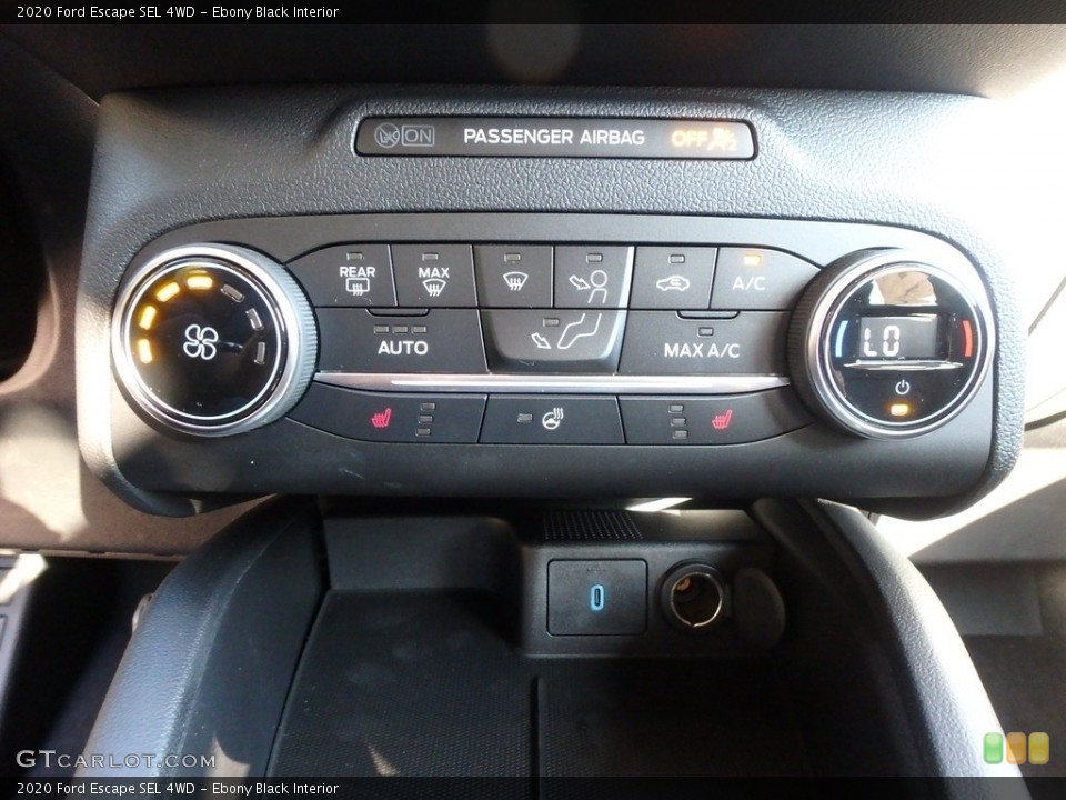 Ebony Black Interior Controls for the 2020 Ford Escape SEL 4WD #135613860