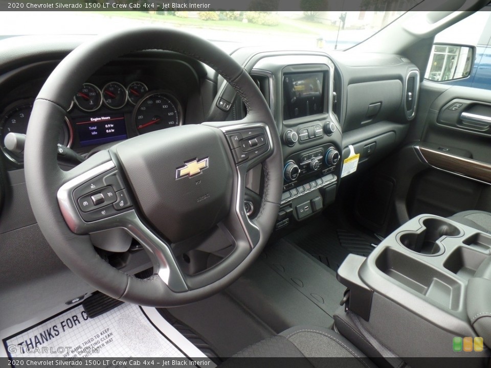 Jet Black Interior Dashboard for the 2020 Chevrolet Silverado 1500 LT Crew Cab 4x4 #135614241
