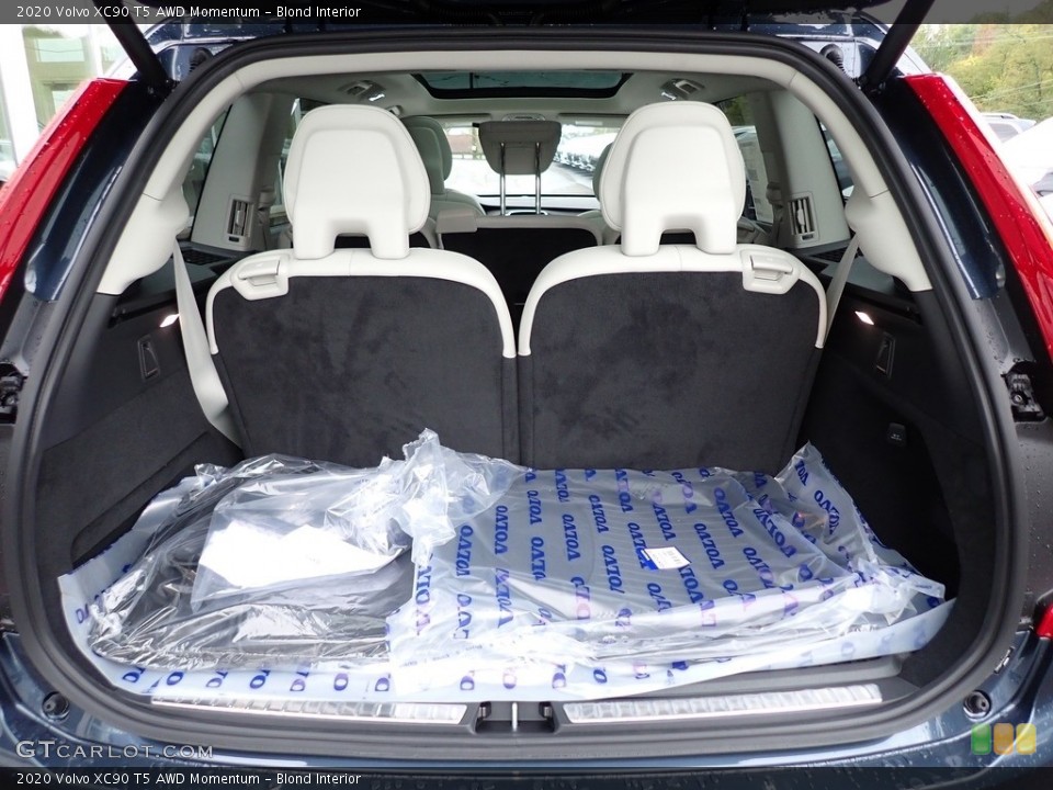Blond Interior Trunk for the 2020 Volvo XC90 T5 AWD Momentum #135659901