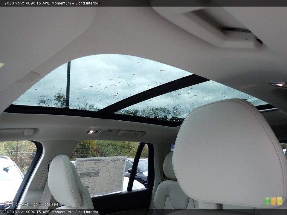 Blond Interior Sunroof for the 2020 Volvo XC90 T5 AWD Momentum #135660141