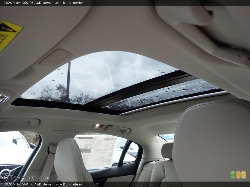 Blond Interior Sunroof for the 2020 Volvo S60 T6 AWD Momentum #135661341