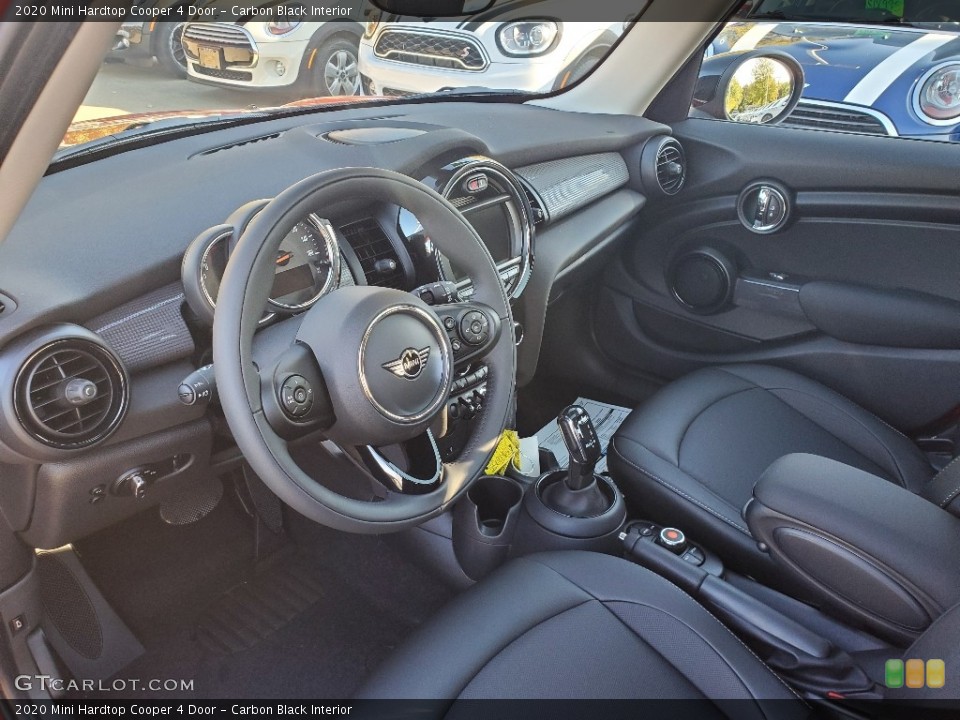 Carbon Black Interior Photo for the 2020 Mini Hardtop Cooper 4 Door #135708804