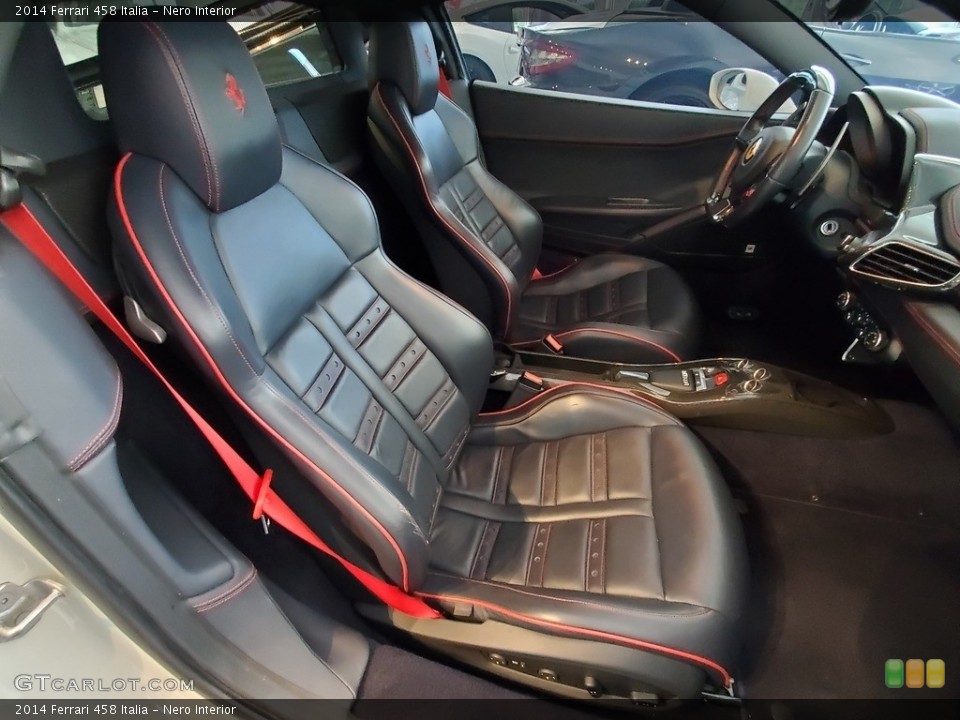 Nero Interior Front Seat for the 2014 Ferrari 458 Italia #135739382