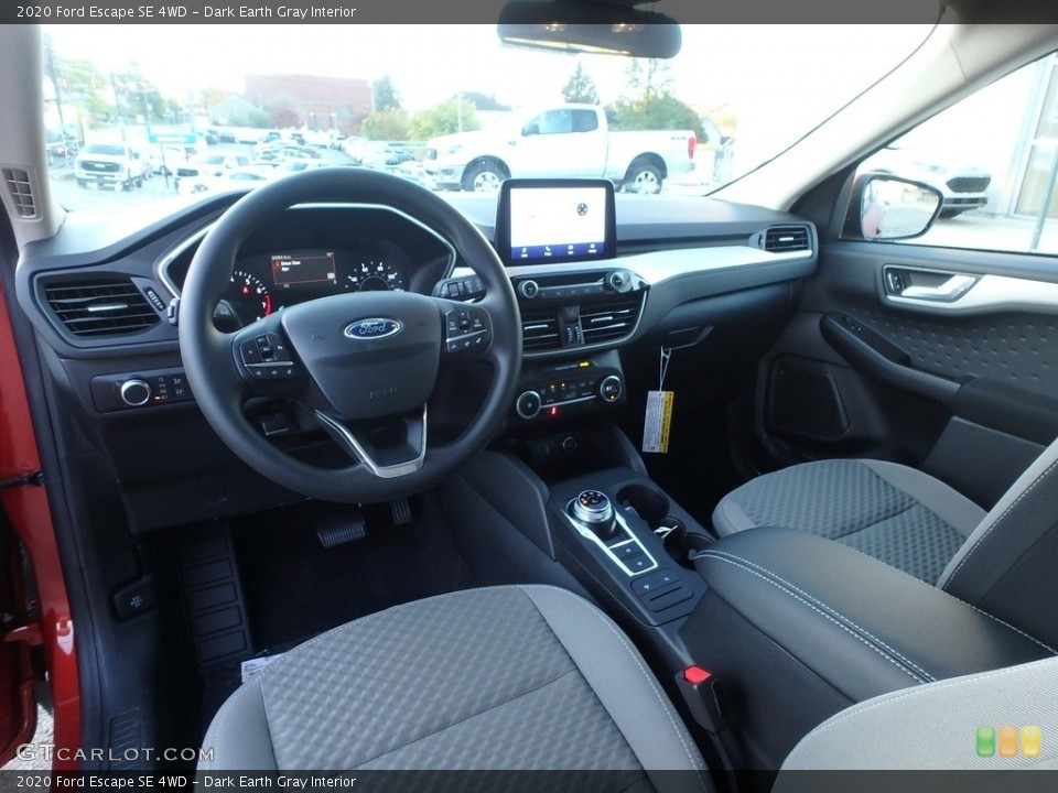 Dark Earth Gray Interior Photo for the 2020 Ford Escape SE 4WD #135752331