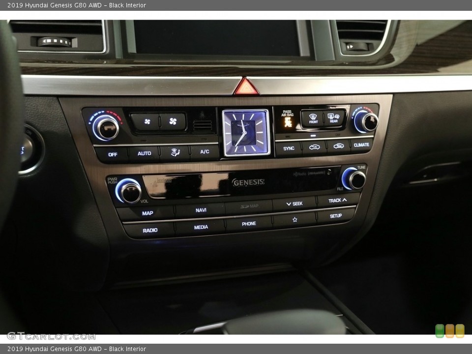 Black Interior Controls for the 2019 Hyundai Genesis G80 AWD #135776879