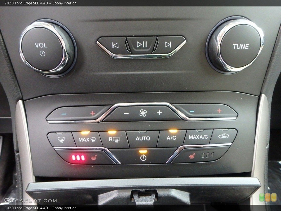 Ebony Interior Controls for the 2020 Ford Edge SEL AWD #135856134