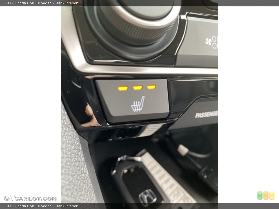 Black Interior Controls for the 2019 Honda Civic EX Sedan #135856521