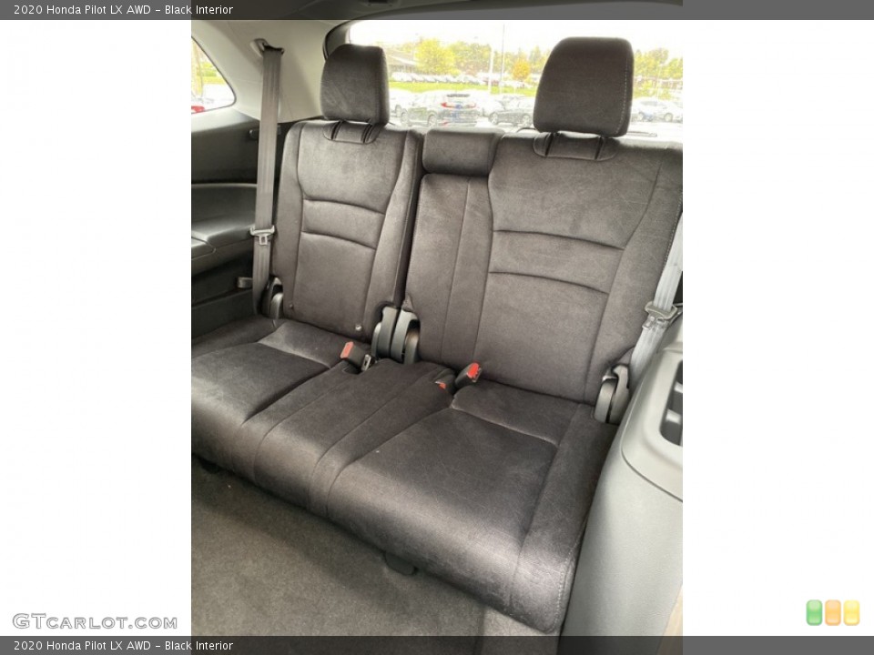Black Interior Rear Seat for the 2020 Honda Pilot LX AWD #135868190