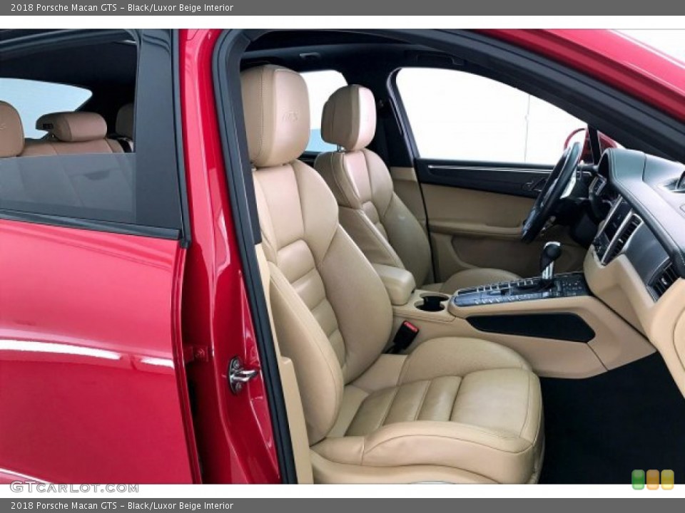 Black/Luxor Beige Interior Front Seat for the 2018 Porsche Macan GTS #135988412