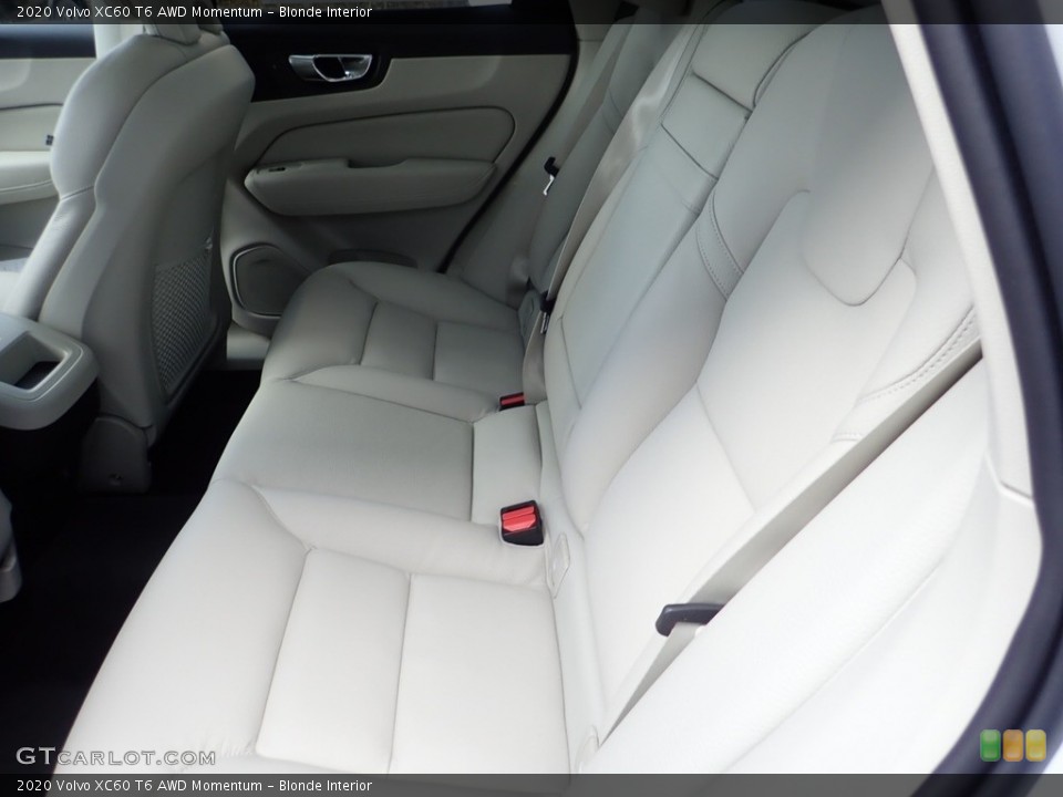 Blonde Interior Rear Seat for the 2020 Volvo XC60 T6 AWD Momentum #135997040