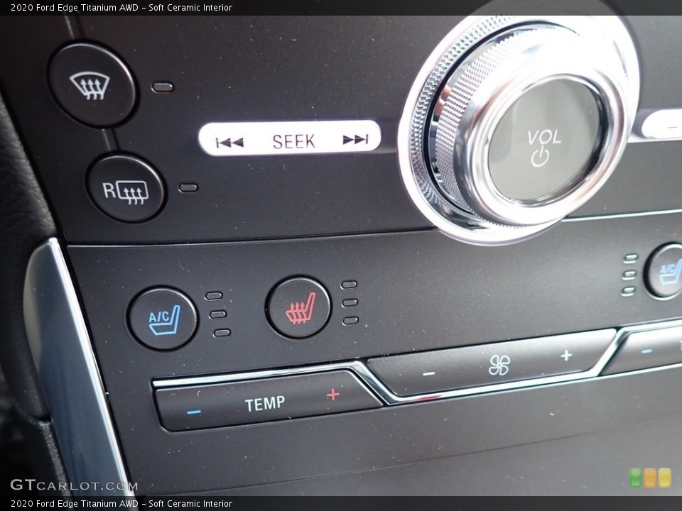 Soft Ceramic Interior Controls for the 2020 Ford Edge Titanium AWD #136007059