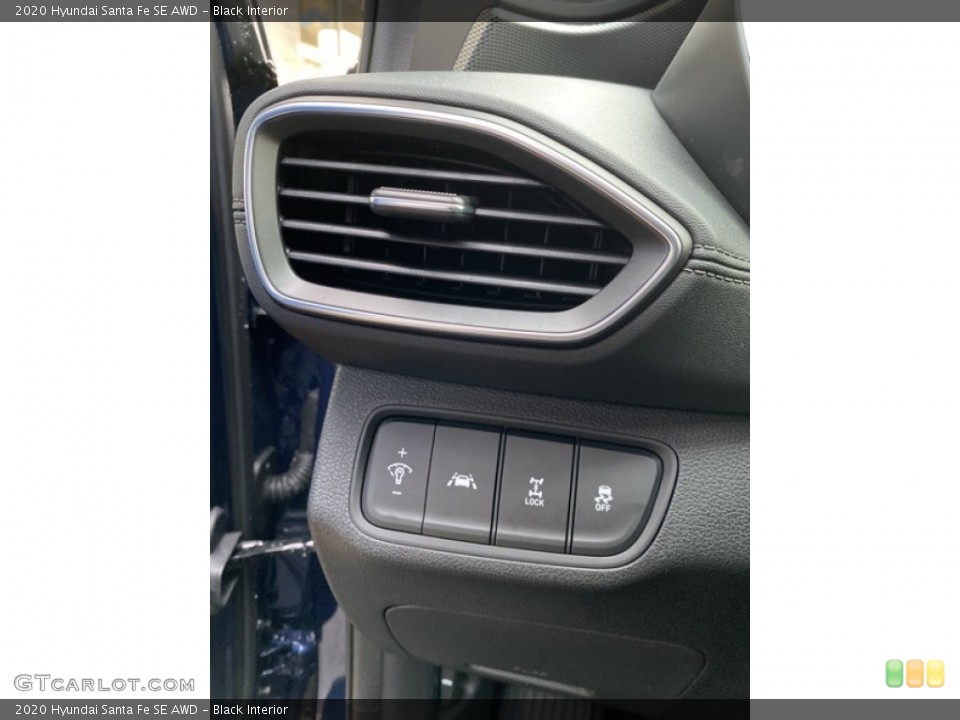 Black Interior Controls for the 2020 Hyundai Santa Fe SE AWD #136010233