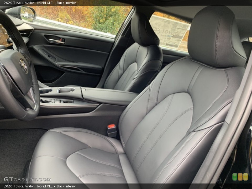 Black Interior Front Seat for the 2020 Toyota Avalon Hybrid XLE #136013245