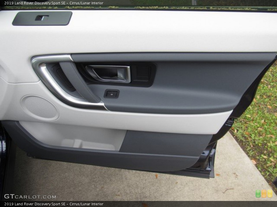 Cirrus/Lunar Interior Door Panel for the 2019 Land Rover Discovery Sport SE #136025845