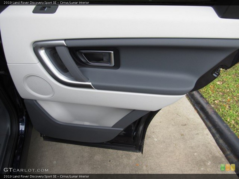 Cirrus/Lunar Interior Door Panel for the 2019 Land Rover Discovery Sport SE #136025860