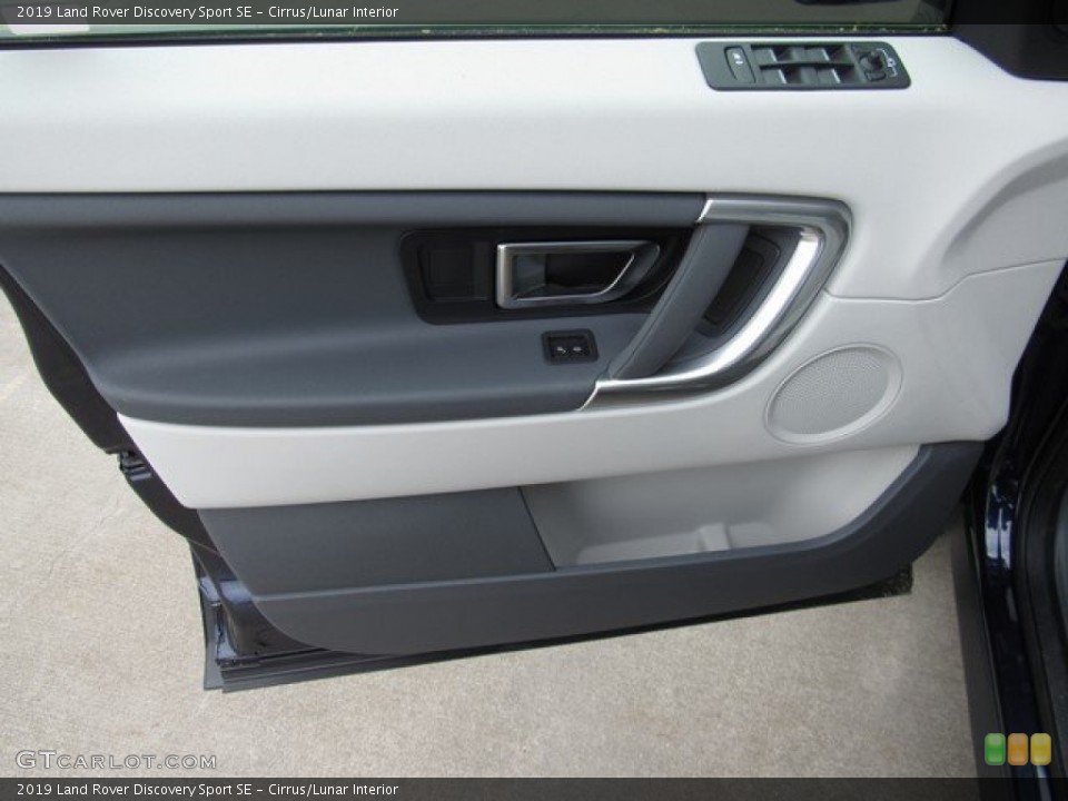 Cirrus/Lunar Interior Door Panel for the 2019 Land Rover Discovery Sport SE #136025893