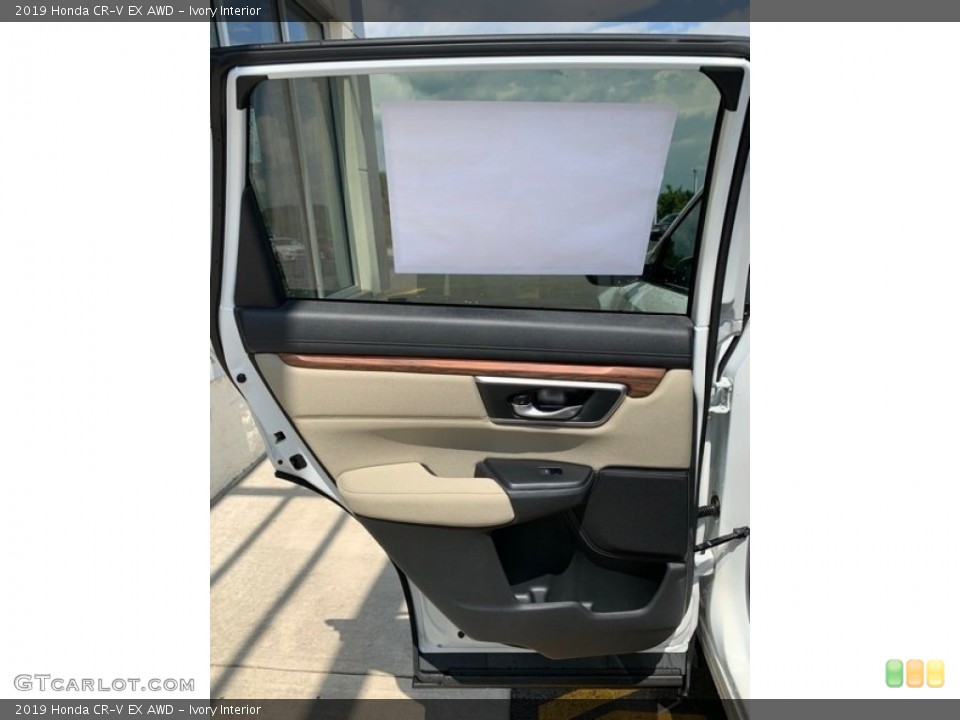 Ivory Interior Door Panel for the 2019 Honda CR-V EX AWD #136051621