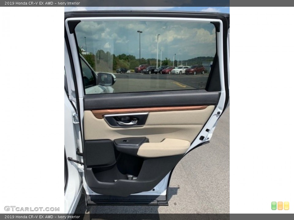 Ivory Interior Door Panel for the 2019 Honda CR-V EX AWD #136051696
