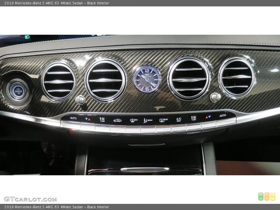 Black Interior Controls for the 2019 Mercedes-Benz S AMG 63 4Matic Sedan #136055616