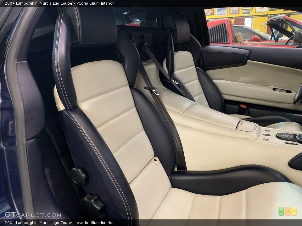 Avorio Lilium Interior Front Seat for the 2004 Lamborghini Murcielago Coupe #136070319