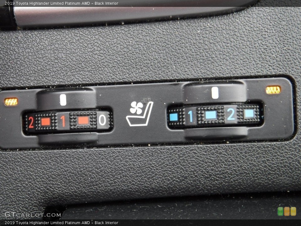 Black Interior Controls for the 2019 Toyota Highlander Limited Platinum AWD #136081398