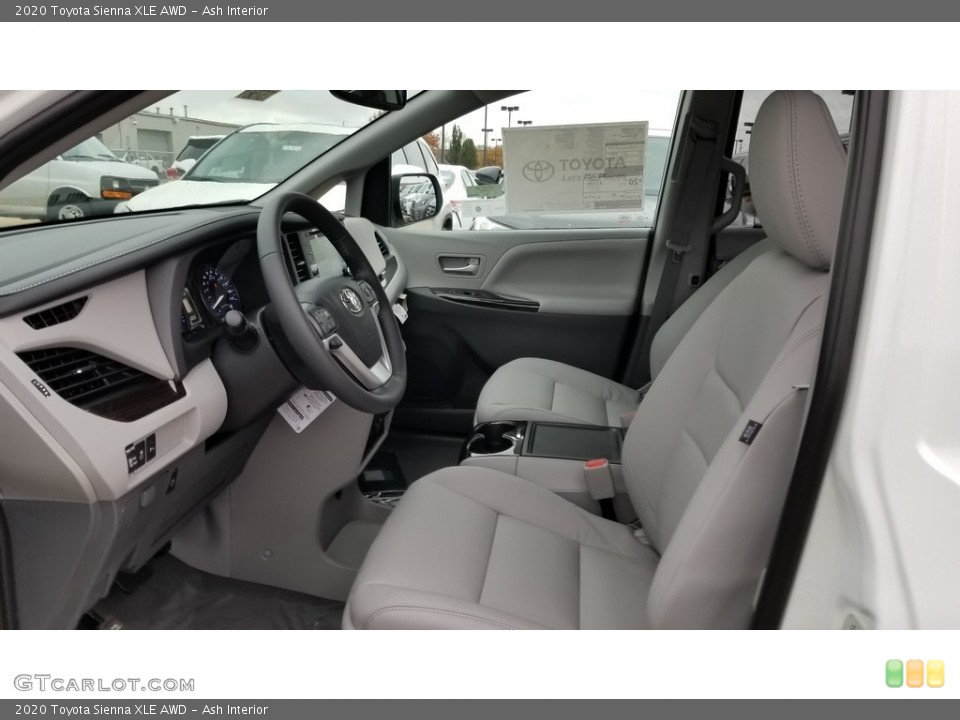 Ash Interior Photo for the 2020 Toyota Sienna XLE AWD #136082696