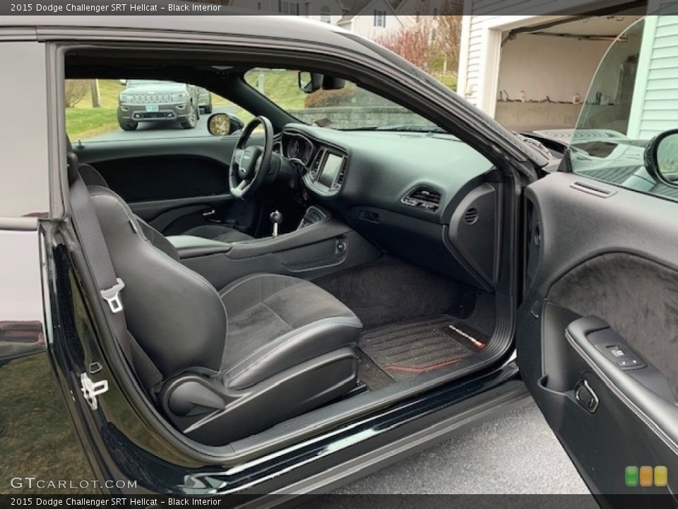 Black Interior Front Seat for the 2015 Dodge Challenger SRT Hellcat #136121684