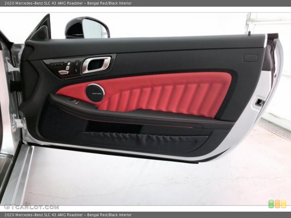 Bengal Red/Black Interior Door Panel for the 2020 Mercedes-Benz SLC 43 AMG Roadster #136131806