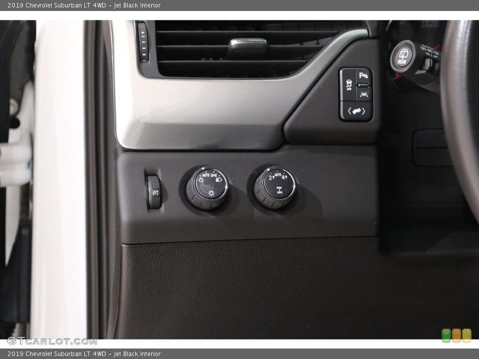 Jet Black Interior Controls for the 2019 Chevrolet Suburban LT 4WD #136131860