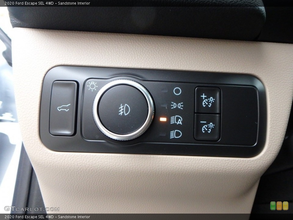 Sandstone Interior Controls for the 2020 Ford Escape SEL 4WD #136143674