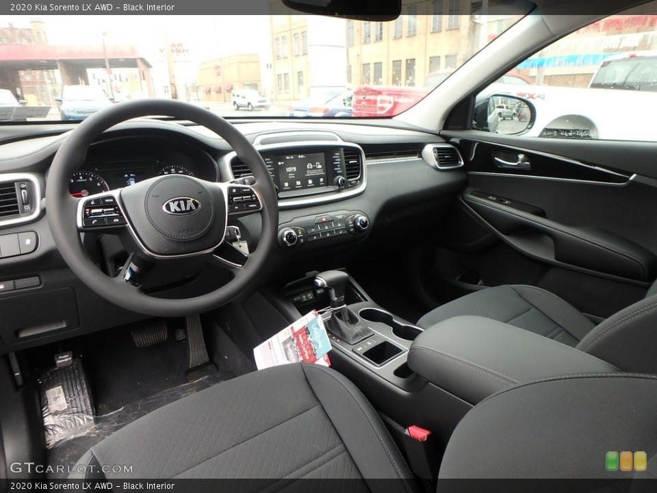 Black Interior Photo for the 2020 Kia Sorento LX AWD #136144088