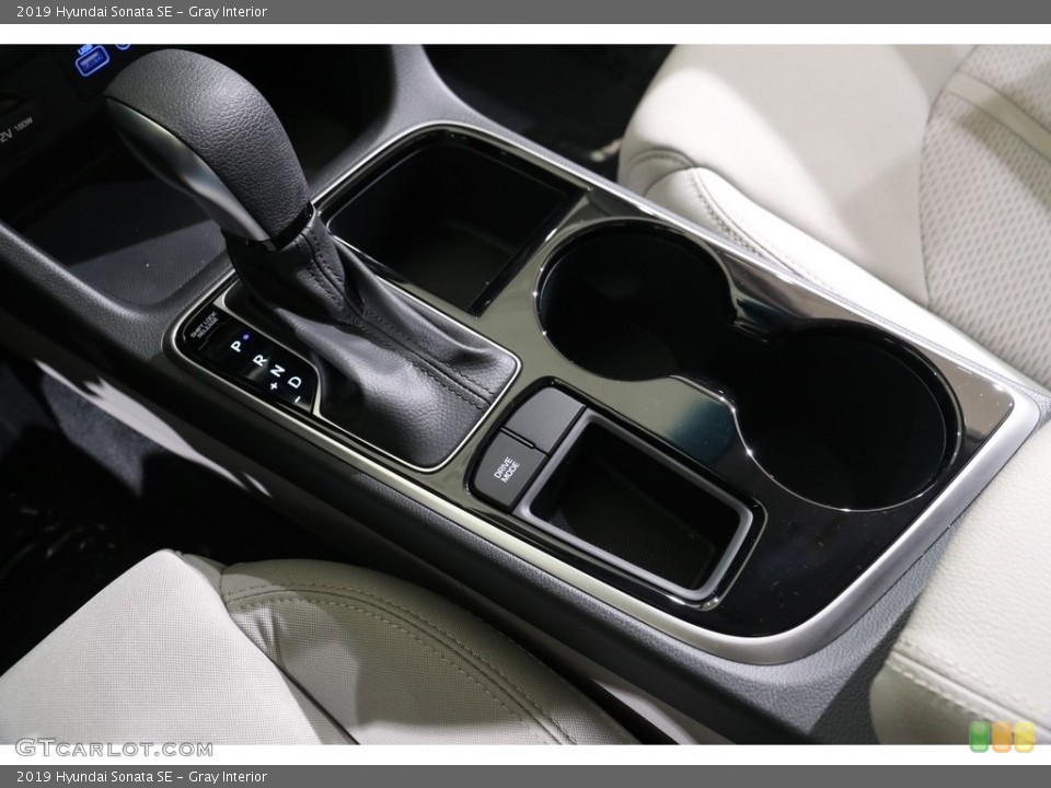 Gray Interior Transmission for the 2019 Hyundai Sonata SE #136145751
