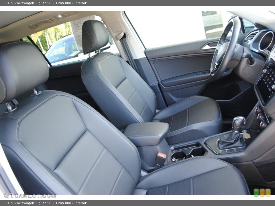 Titan Black Interior Front Seat for the 2019 Volkswagen Tiguan SE #136178719