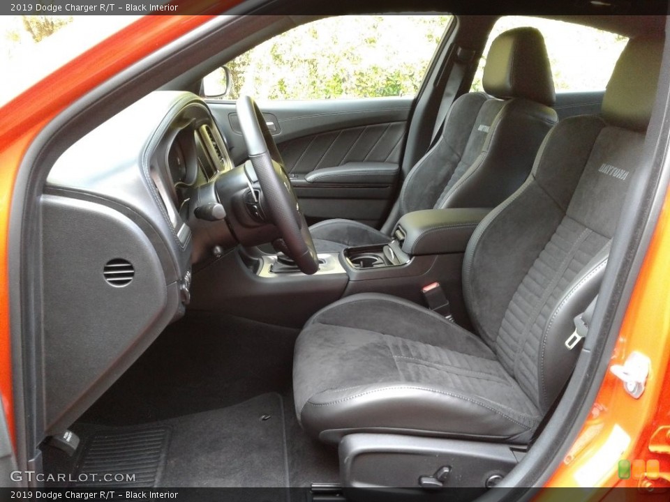 Black Interior Photo for the 2019 Dodge Charger R/T #136183648