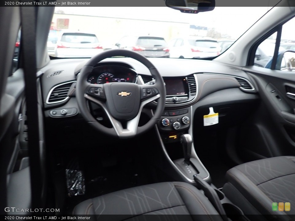 Jet Black Interior Photo for the 2020 Chevrolet Trax LT AWD #136190035