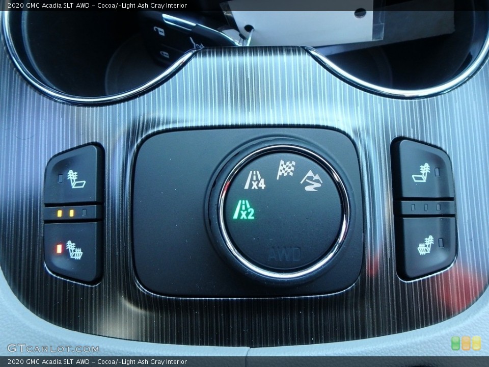 Cocoa/­Light Ash Gray Interior Controls for the 2020 GMC Acadia SLT AWD #136211413