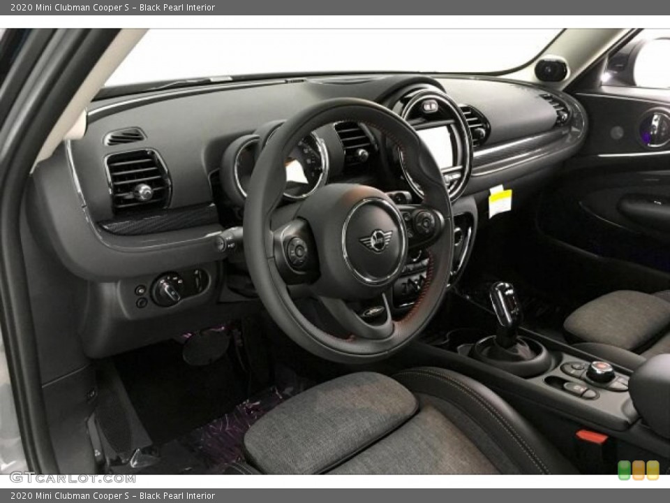 Black Pearl Interior Photo for the 2020 Mini Clubman Cooper S #136217525