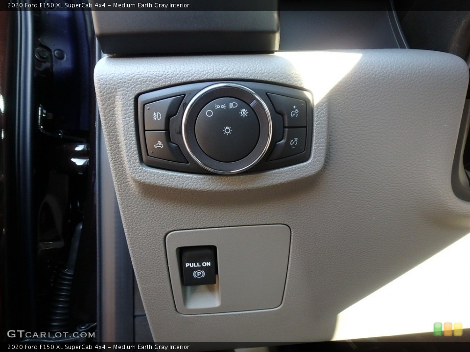Medium Earth Gray Interior Controls for the 2020 Ford F150 XL SuperCab 4x4 #136232753