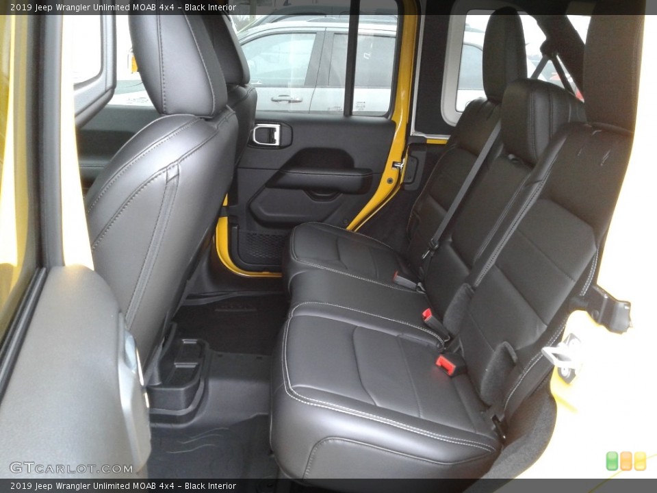 Black Interior Rear Seat for the 2019 Jeep Wrangler Unlimited MOAB 4x4 #136235750