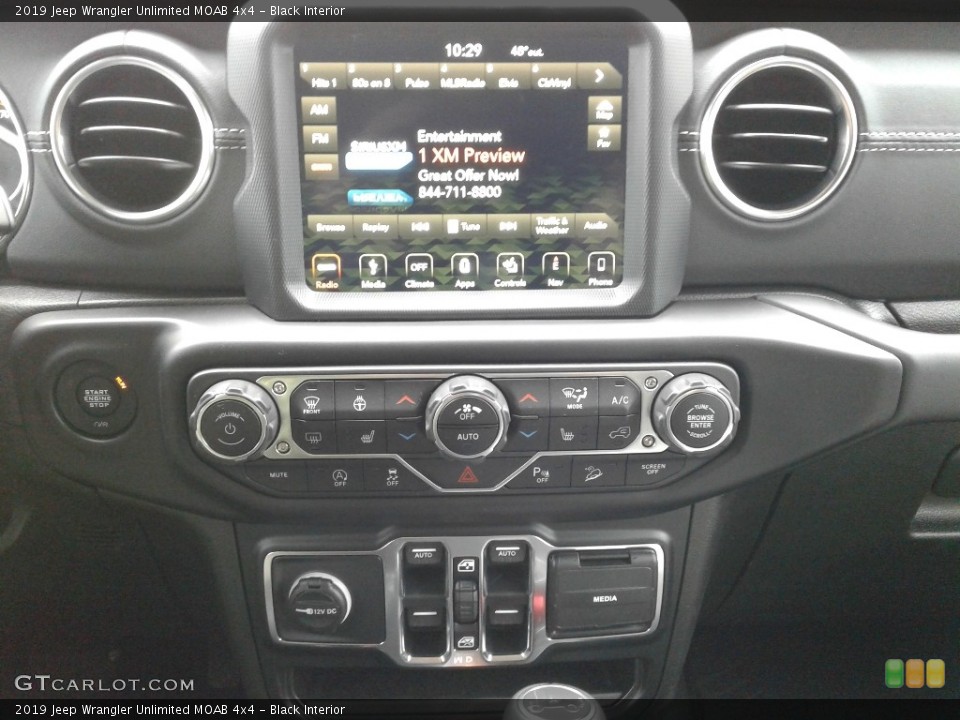 Black Interior Controls for the 2019 Jeep Wrangler Unlimited MOAB 4x4 #136235984